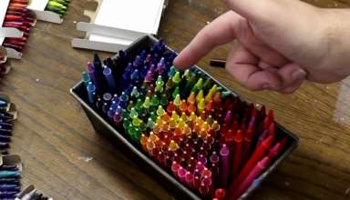 This man bakes 256 crayons in the oven. But what comes out two days later isn’t too shabby.