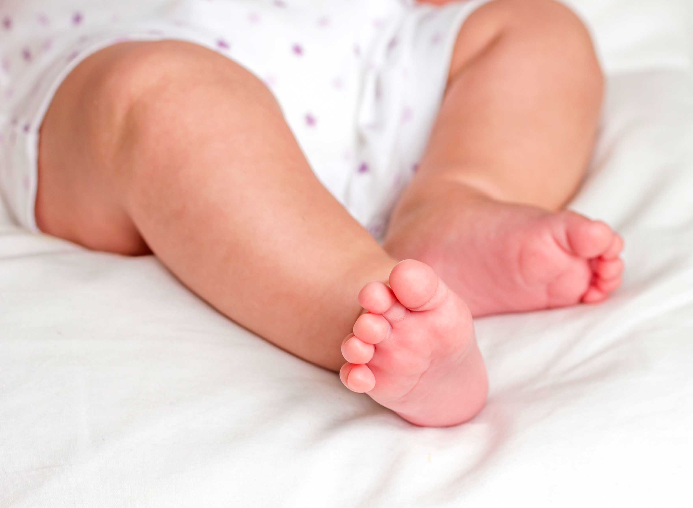 Do Babies Have Knees Or Kneecaps When They Are Born?